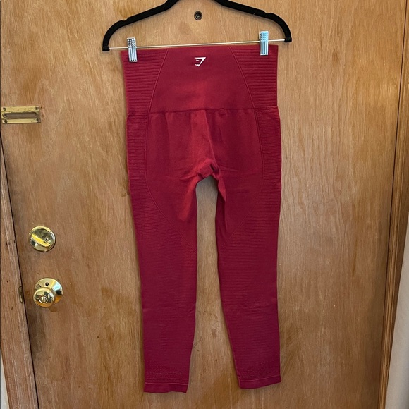 Gymshark Raspberry Leggings - Picture 5 of 5